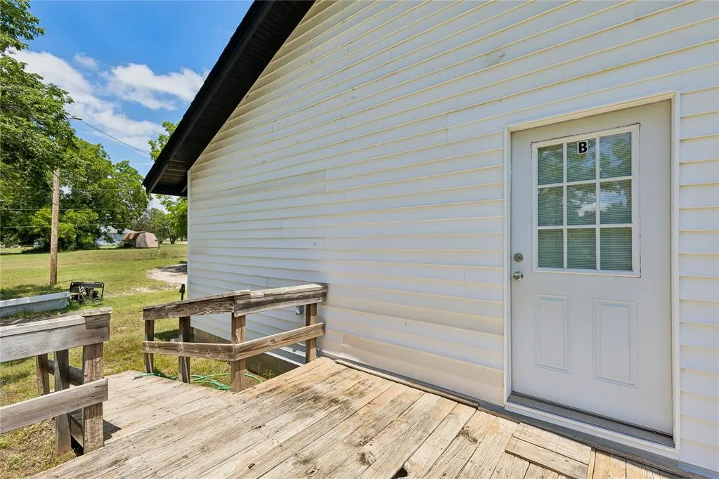 Photo 5 — 806 S 13th Street, Tecumseh, OK 74873