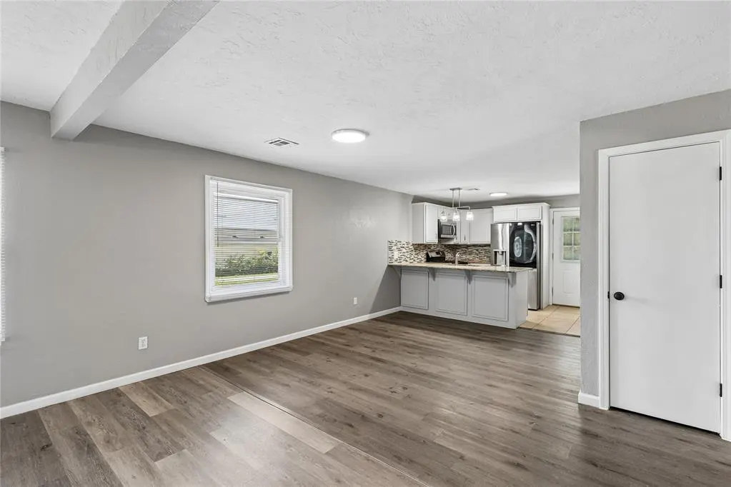 Photo 12 — 806 S 13th Street, Tecumseh, OK 74873