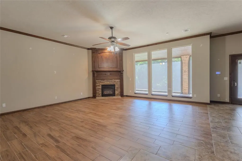 Photo 11 — 14101 S Independence Avenue, Oklahoma City, OK 73170