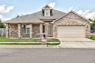 Sold home at 12017 Garden Court