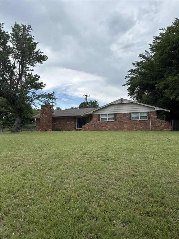 Front exterior — 808 S Rush Avenue, Rush Springs, OK 73082