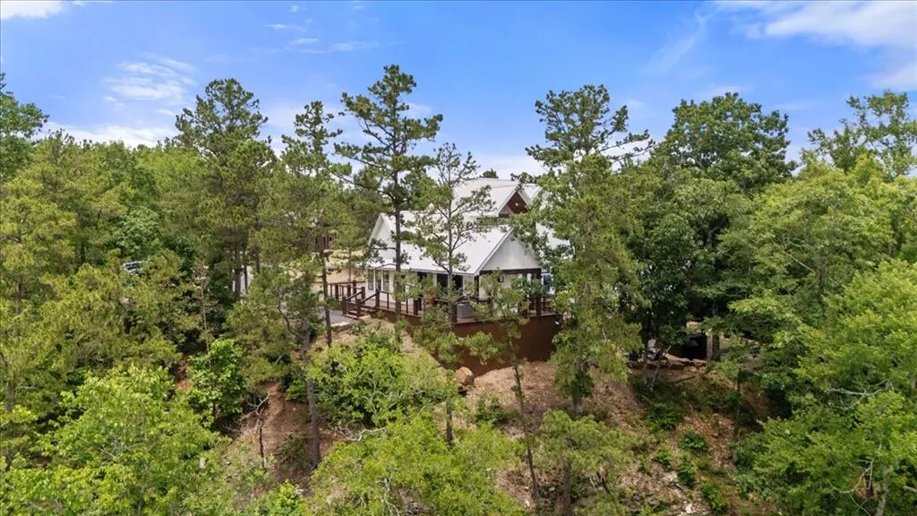 Photo 7 — 1408 N Lukfata Trail, Broken Bow, OK 74728