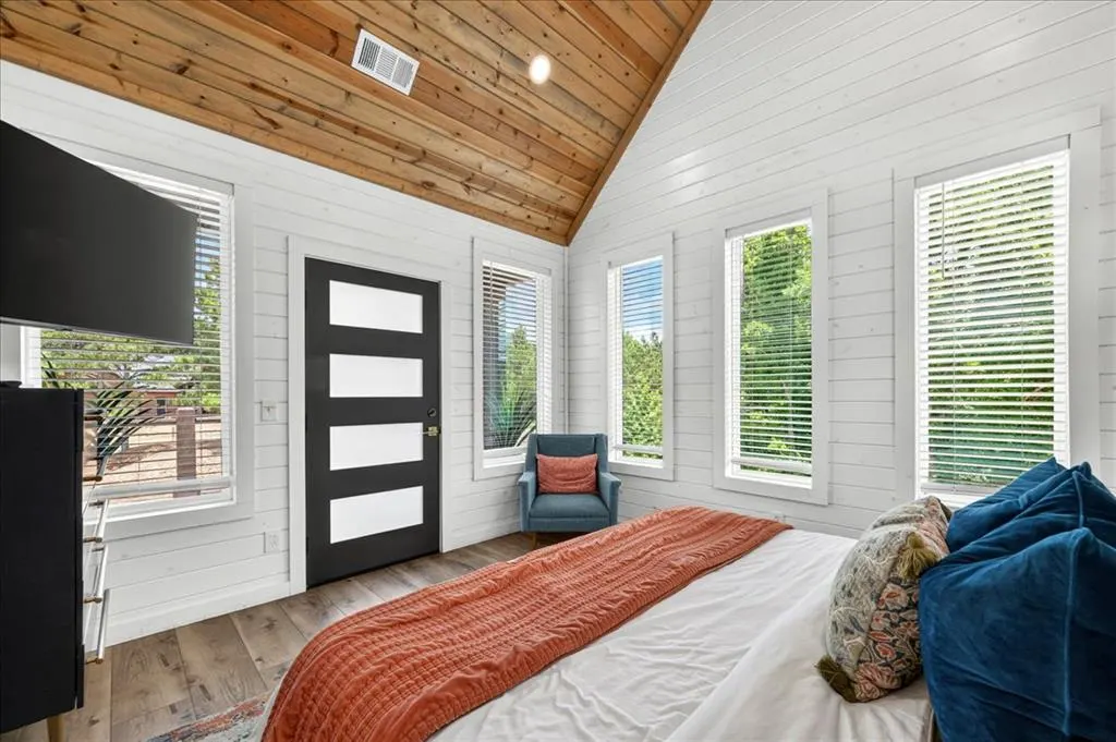 Photo 17 — 1408 N Lukfata Trail, Broken Bow, OK 74728