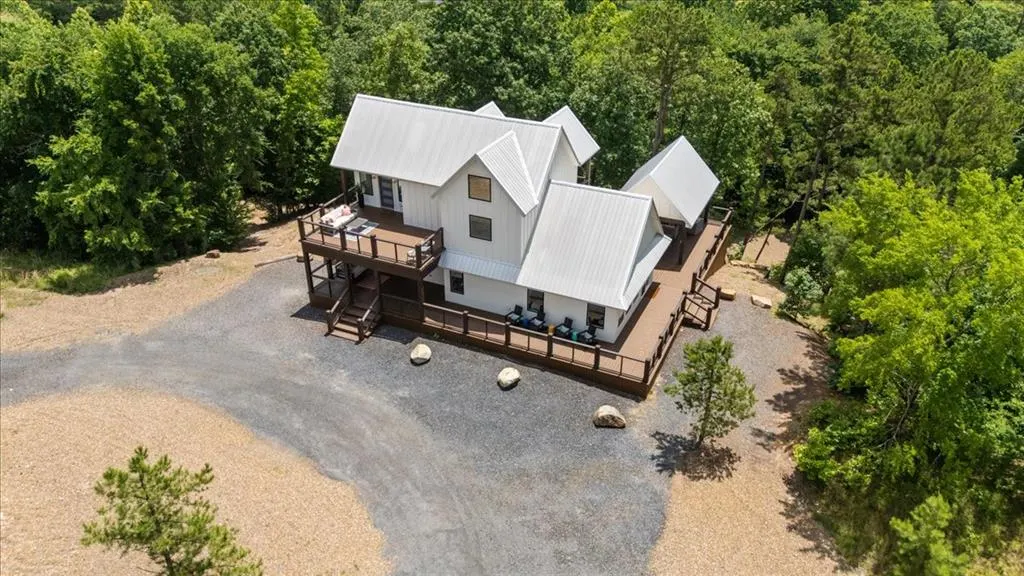 Photo 27 — 1408 N Lukfata Trail, Broken Bow, OK 74728