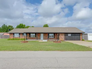 Sold home at 202 Walter Way