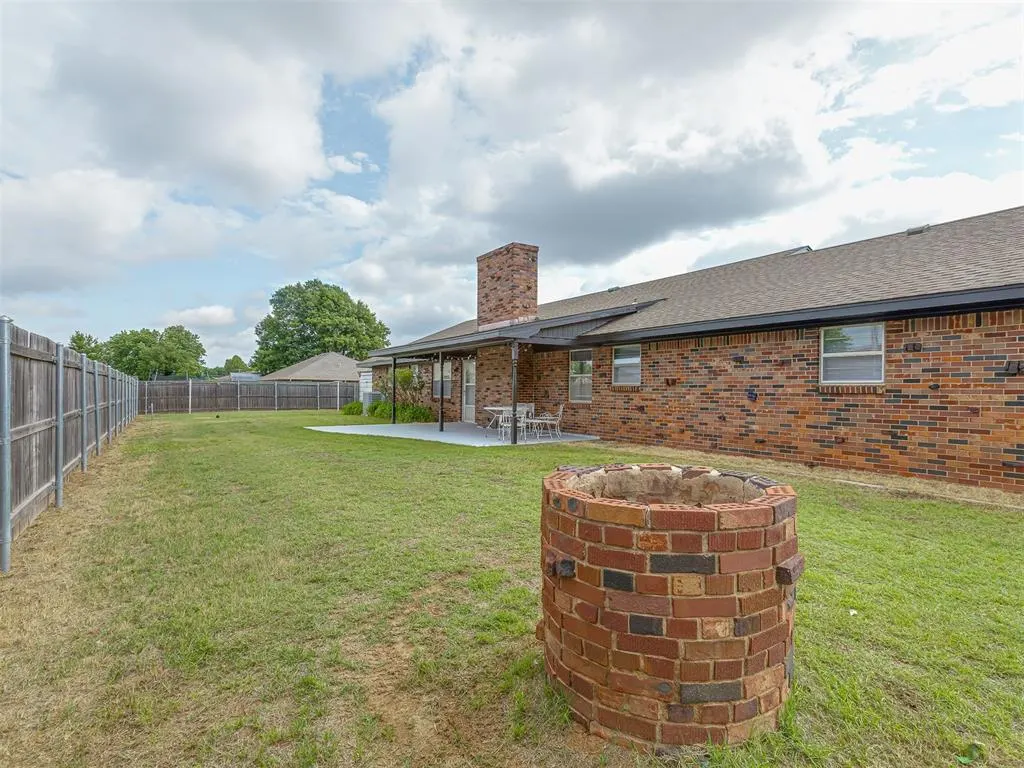 Photo 27 — 202 Walter Way, Anadarko, OK 73005