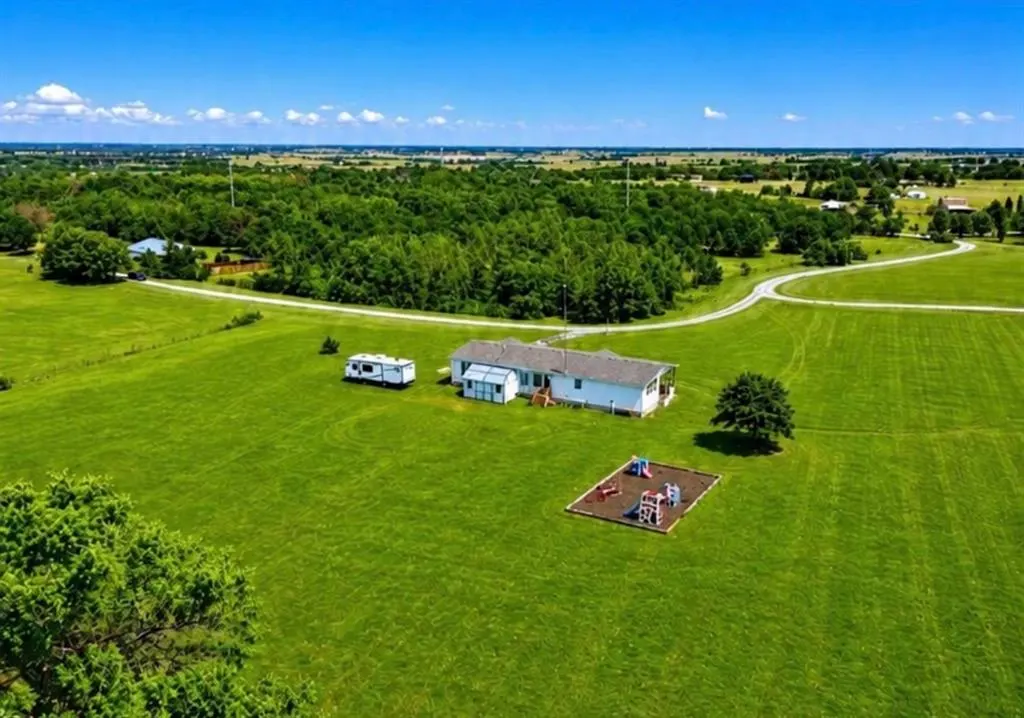 Photo 2 — 541 County Road 1428, Ninnekah, OK 73067
