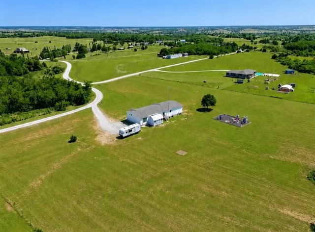 Photo 4 — 541 County Road 1428, Ninnekah, OK 73067