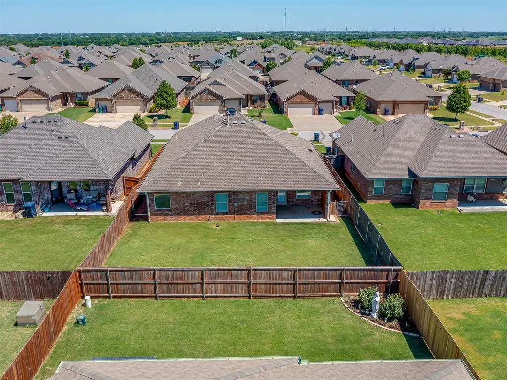 Photo 33 — 8008 NW 159th Street, Edmond, OK 73013