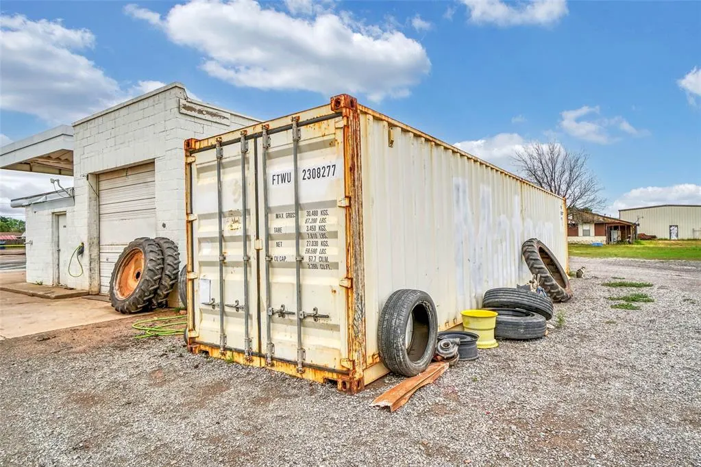 Photo 6 — 200 E Second Street, Duke, OK 73532