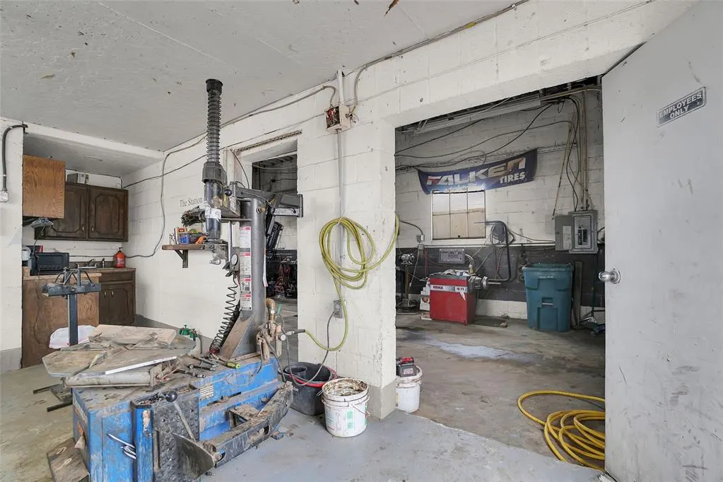 Photo 15 — 200 E Second Street, Duke, OK 73532