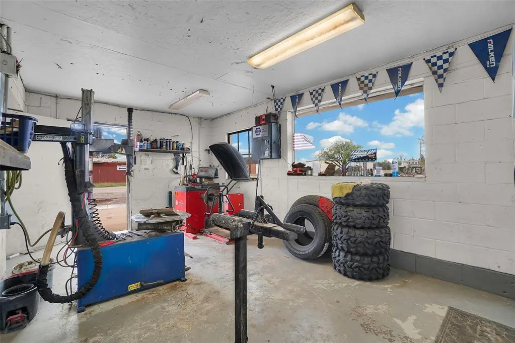 Photo 17 — 200 E Second Street, Duke, OK 73532