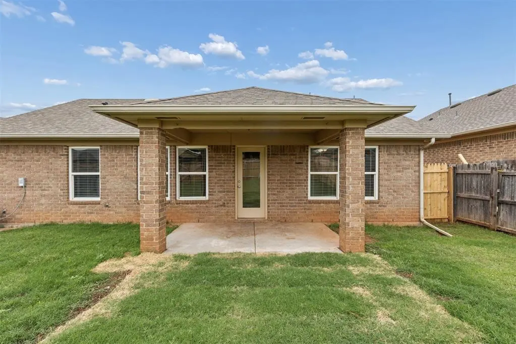 Photo 18 — 9532 SW 26th Street, Oklahoma City, OK 73128