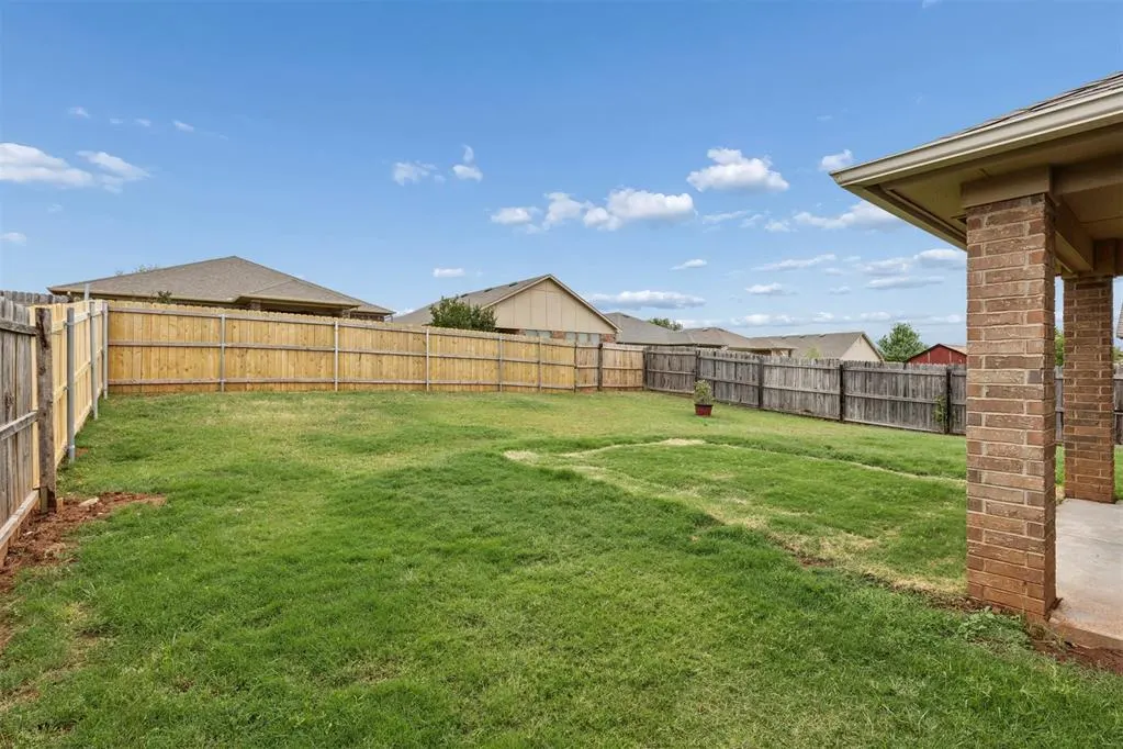 Photo 19 — 9532 SW 26th Street, Oklahoma City, OK 73128