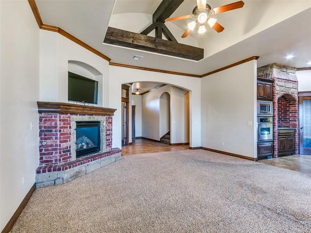 Photo 11 — 6104 Bentley Drive, Oklahoma City, OK 73169
