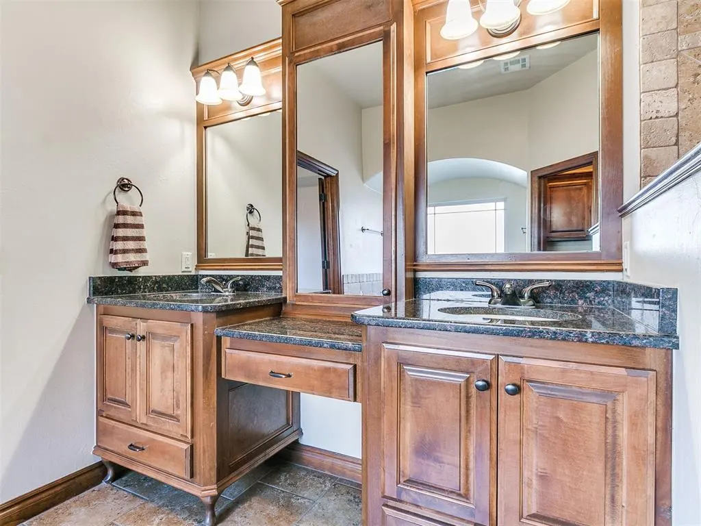 Photo 24 — 6104 Bentley Drive, Oklahoma City, OK 73169