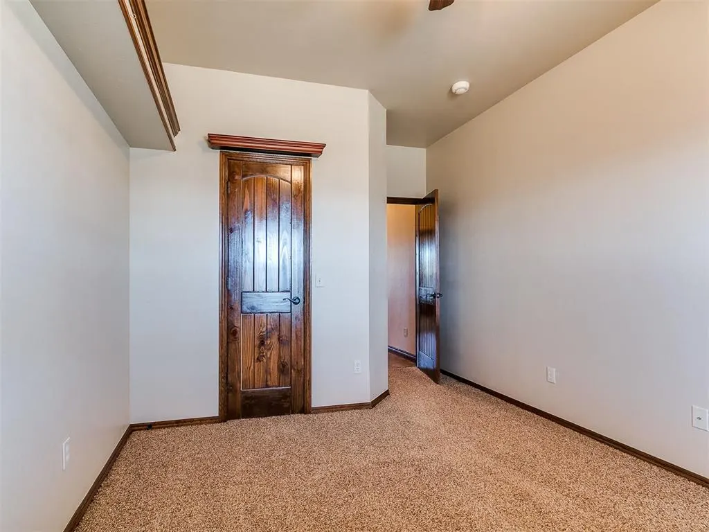 Photo 33 — 6104 Bentley Drive, Oklahoma City, OK 73169