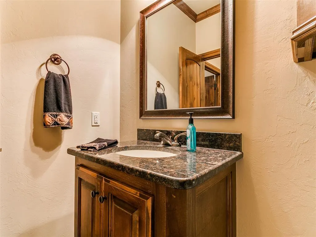 Photo 35 — 6104 Bentley Drive, Oklahoma City, OK 73169