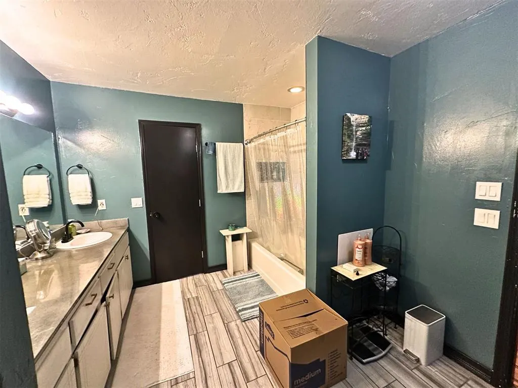 Photo 20 — 6913 N Spinnaker Lane, Oklahoma City, OK 73116