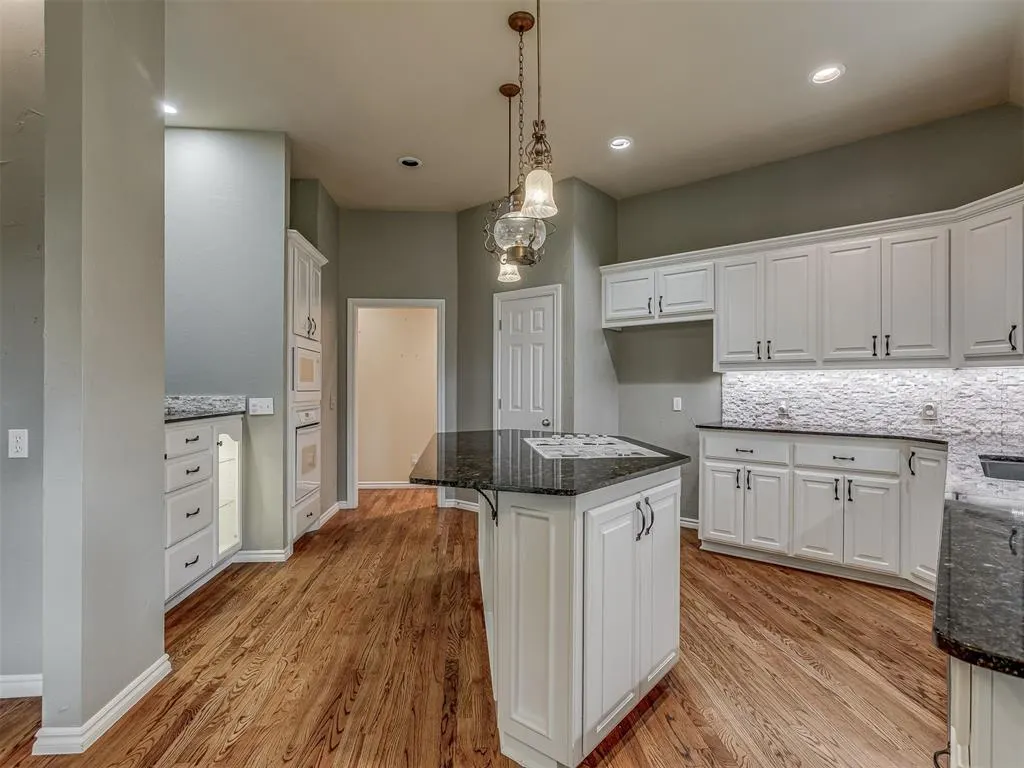 Photo 10 — 3916 Prairie Hill Court, Edmond, OK 73003