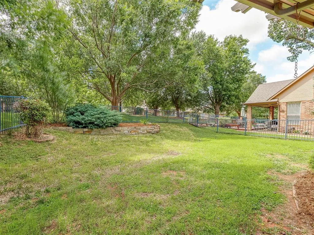 Photo 34 — 3916 Prairie Hill Court, Edmond, OK 73003