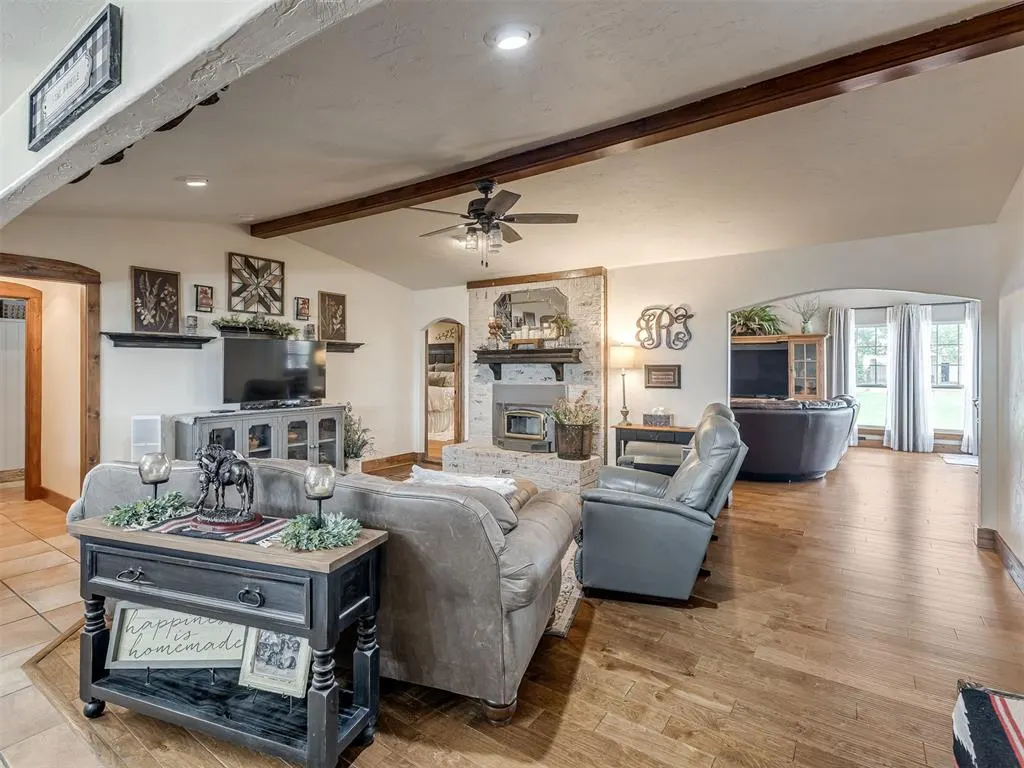 Photo 5 — 2305 NW 35th Pl, Newcastle, OK 73065