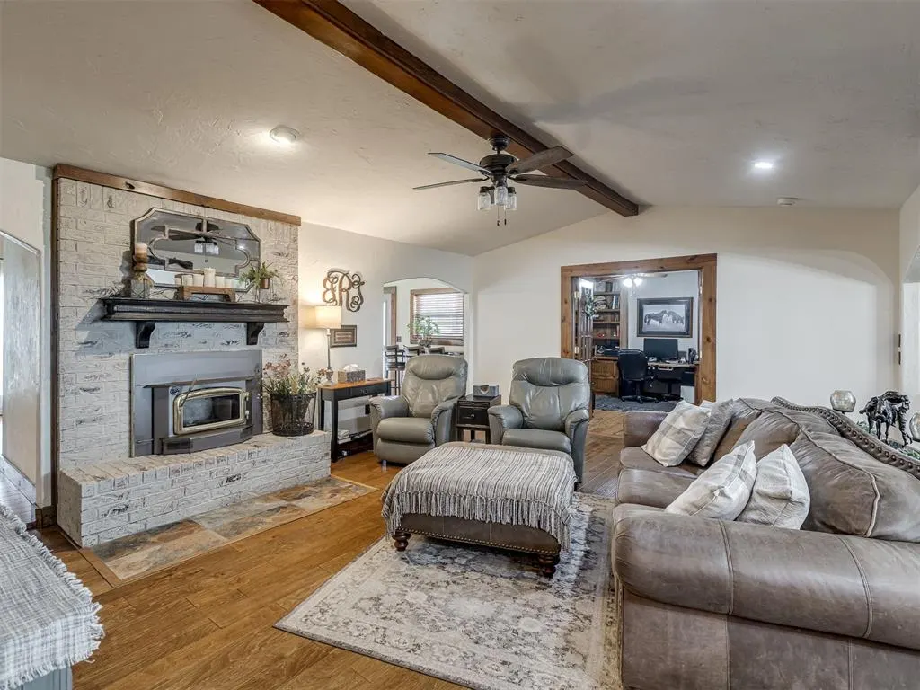 Photo 8 — 2305 NW 35th Pl, Newcastle, OK 73065