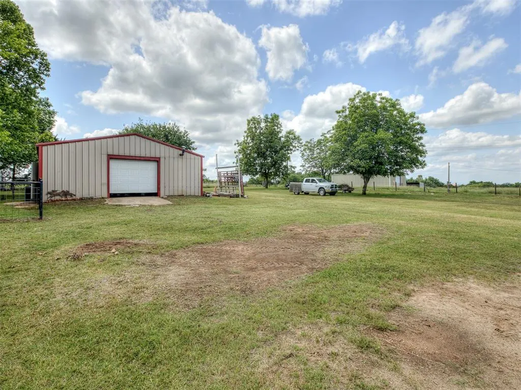 Photo 43 — 2305 NW 35th Pl, Newcastle, OK 73065