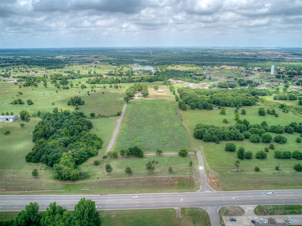Photo 47 — 2305 NW 35th Pl, Newcastle, OK 73065