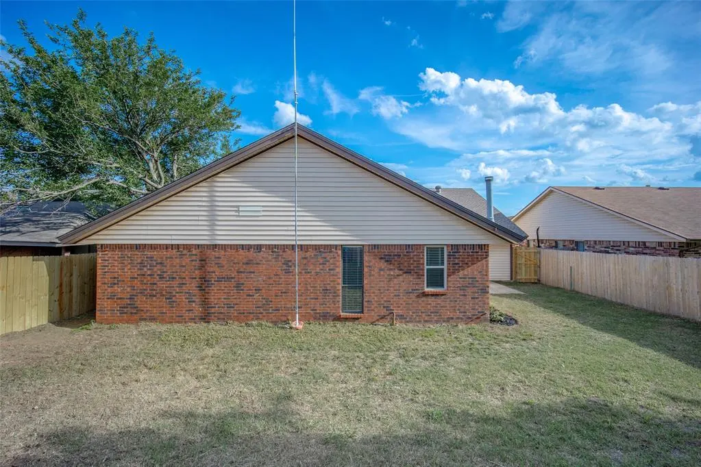 Photo 32 — 2613 SW 97th Street, Oklahoma City, OK 73159