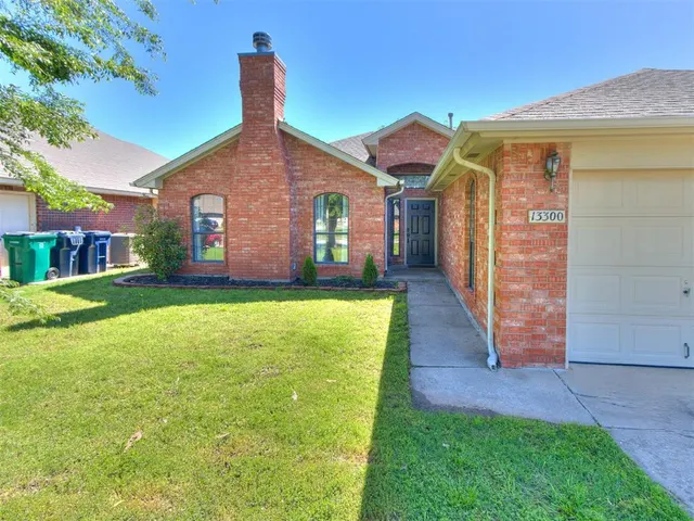 Photo 2 — 13300 S Robinson Avenue, Oklahoma City, OK 73170