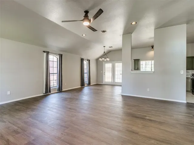Photo 7 — 13300 S Robinson Avenue, Oklahoma City, OK 73170