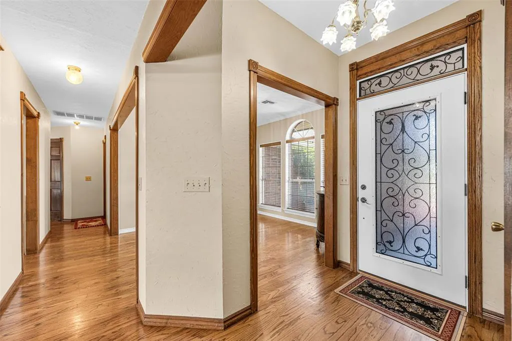 Photo 20 — 2102 Lakewood, Chickasha, OK 73018