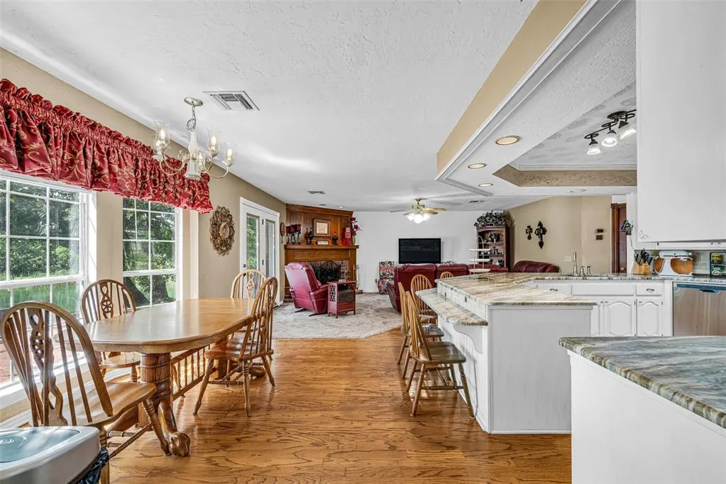 Photo 26 — 2102 Lakewood, Chickasha, OK 73018