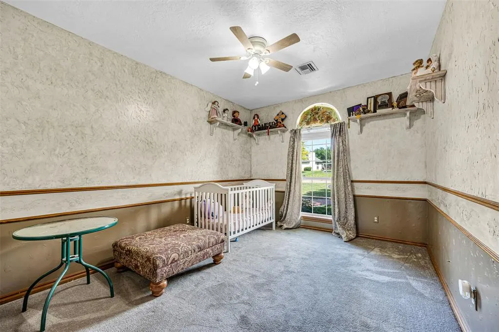 Photo 41 — 2102 Lakewood, Chickasha, OK 73018