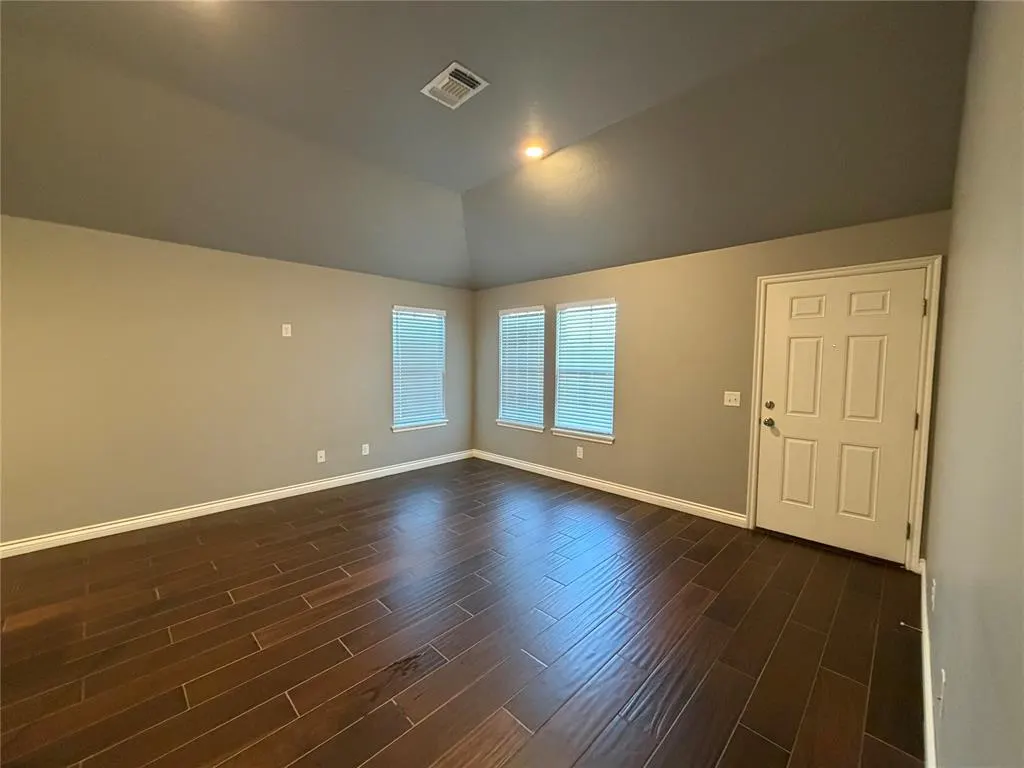 Photo 2 — 15717 Caney Drive, Edmond, OK 73013