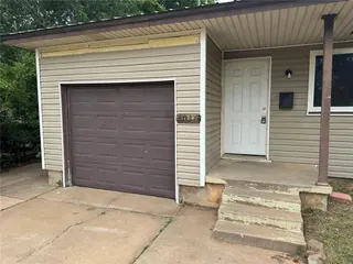 Sold home at 1037 Hoyt Avenue