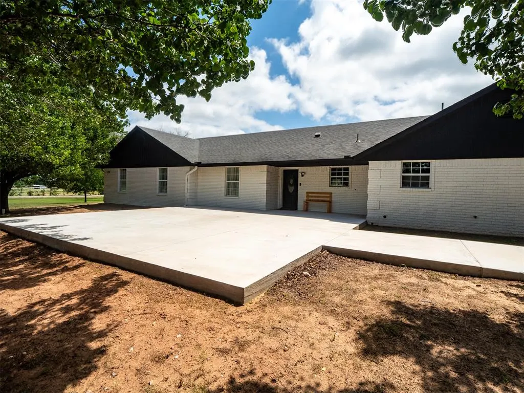 Photo 2 — 7841 Highway 177, Shawnee, OK 74804