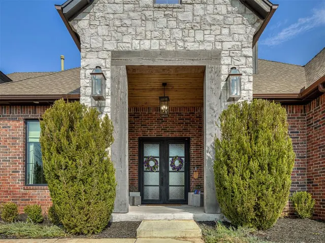 Photo 3 — 8909 SW 105th Street, Oklahoma City, OK 73173