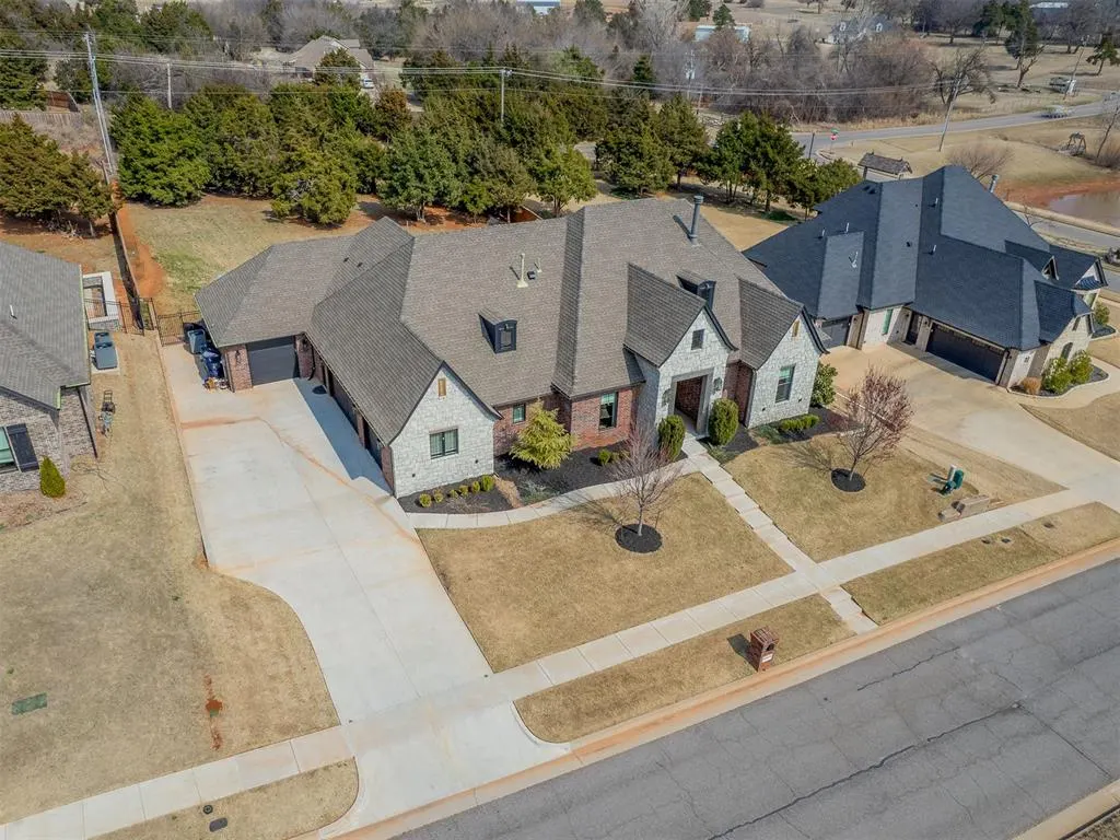 Photo 47 — 8909 SW 105th Street, Oklahoma City, OK 73173
