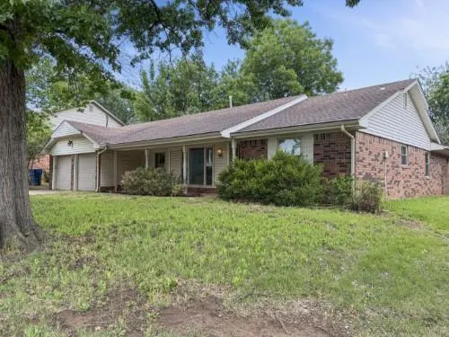 Photo 3 — 2424 NW 120th Street, Oklahoma City, OK 73120