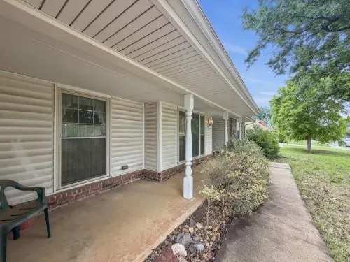 Photo 4 — 2424 NW 120th Street, Oklahoma City, OK 73120
