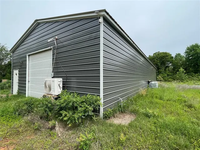 Photo 6 — 18851 E Deercreek Road, Lexington, OK 73051