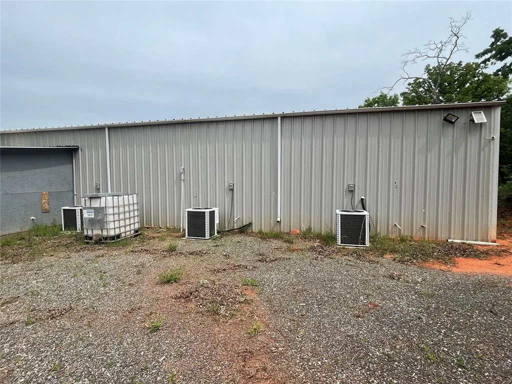 Photo 10 — 18851 E Deercreek Road, Lexington, OK 73051