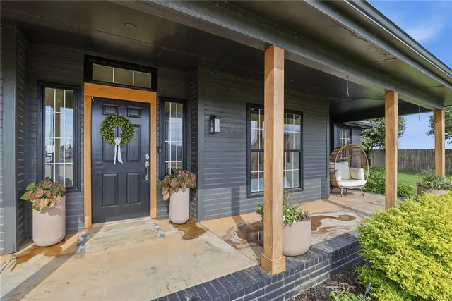 Photo 4 — 1210 Curran Avenue, Kingfisher, OK 73750