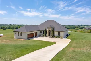 Sold home at 2463 W Lake Way