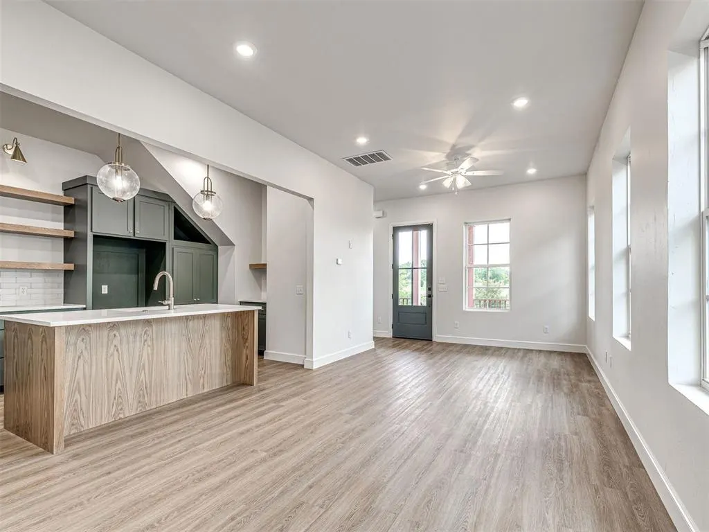 Photo 9 — 29595 Ridge Road B, Norman, OK 73072
