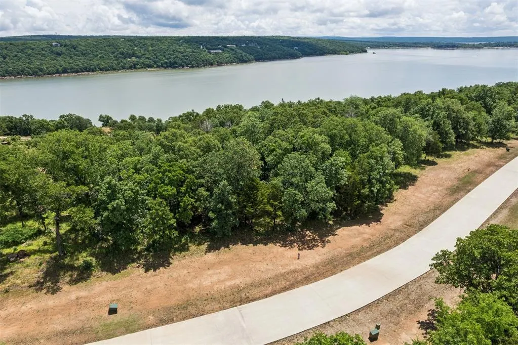 Photo 2 — 93 Patriot Pointe, Eufaula, OK 74432