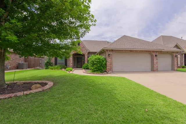 Front exterior — 3810 Reid Pryor Road, Norman, OK 73072