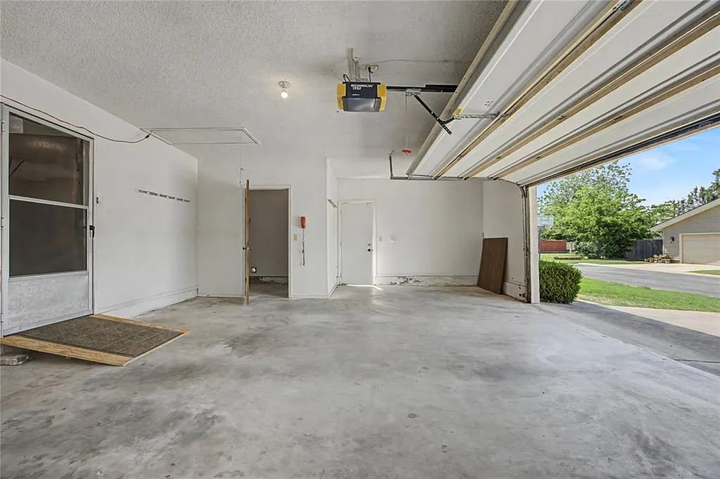 Photo 25 — 4712 Cypress Court, Oklahoma City, OK 73162